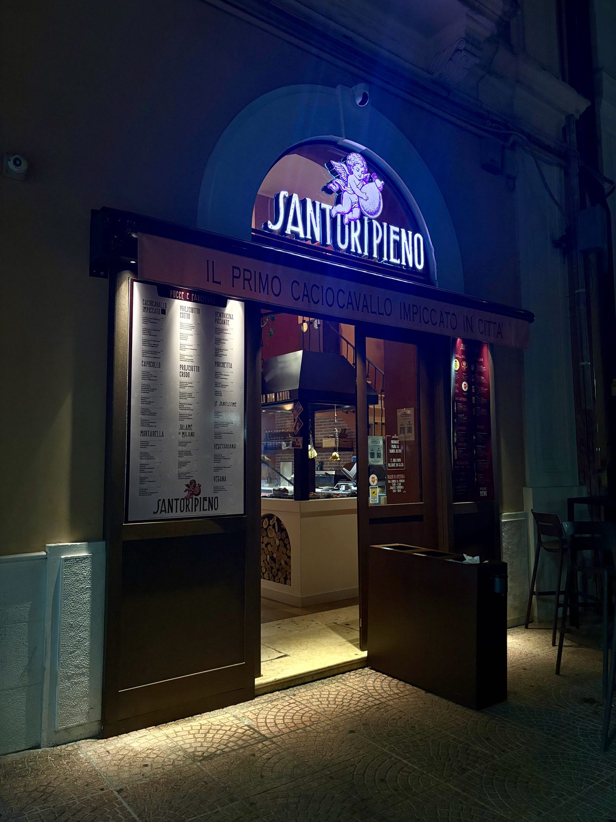 Foto 1 di Santo ripieno